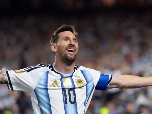 Los récords que rompió Messi en la goleada a Argelia