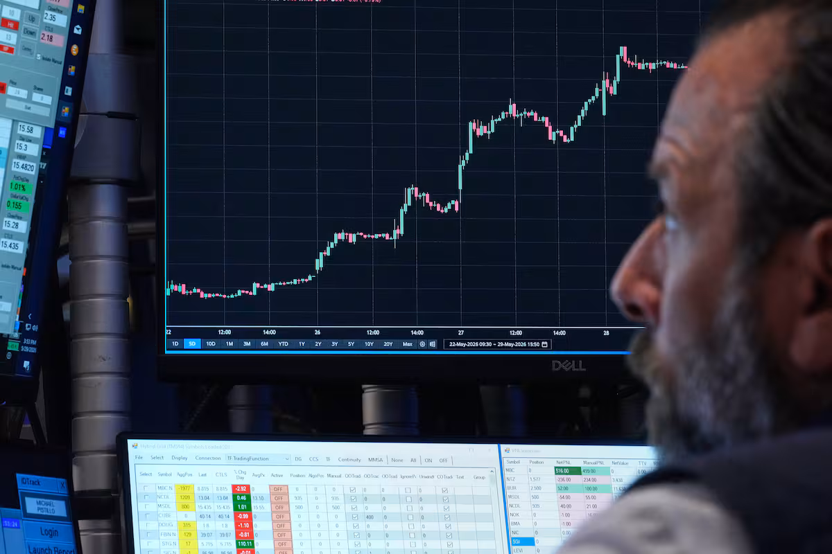 El riesgo país, en su nivel más bajo de los últimos 8 años: qué pasará con la vuelta al mercado