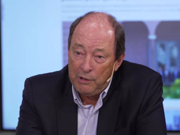 Reapareció Ernesto Sanz y planteó una coalición opositora para 2027
