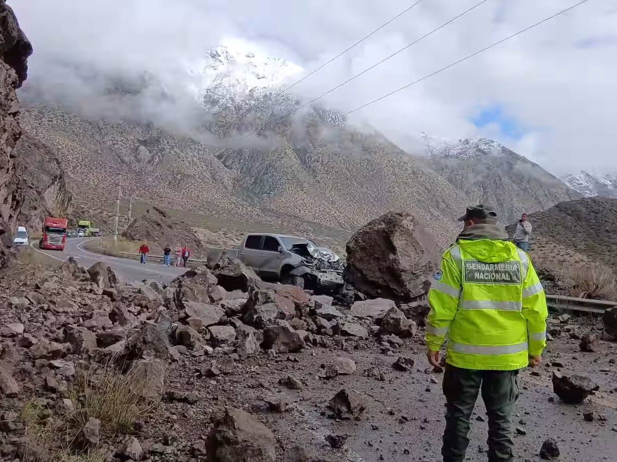 La empresa a cargo de la Ruta 7 debutó con su primer alud en alta montaña