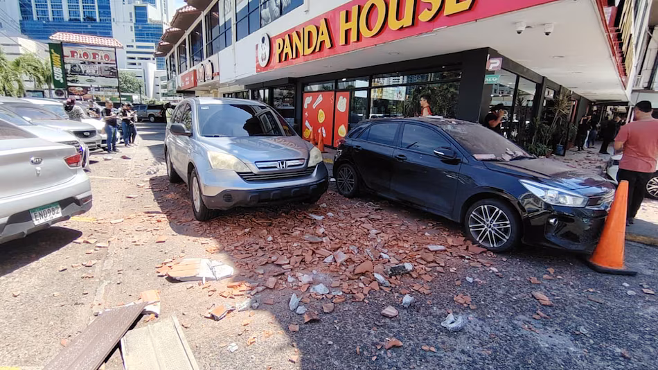 Un terremoto de 7.6 sacudió Panamá y hay alerta de tsunami en nueve países